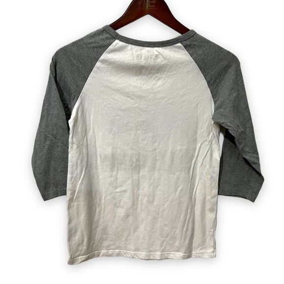 Greys Anatomy white with grey 3/4 sleeves size small - Picture 2 of 7